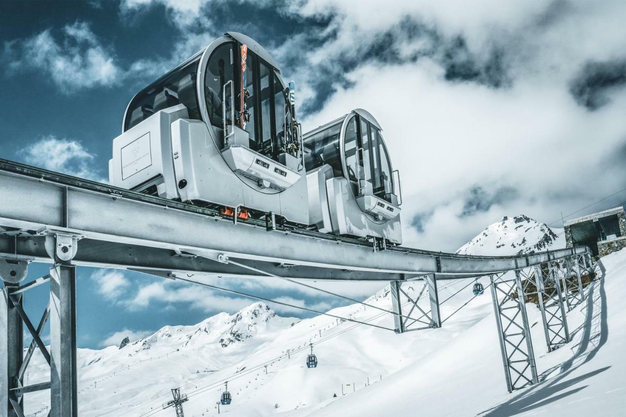 Tschuggen Grand Hotel - The Leading Hotels Of The World Arosa Exterior photo